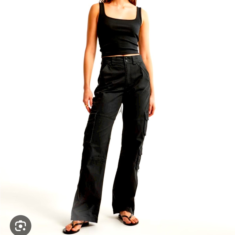 Abercrombie Relaxed Cargo Pant-Black